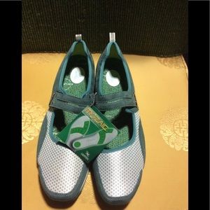 Aetrex  Lizzy shoes Sz9